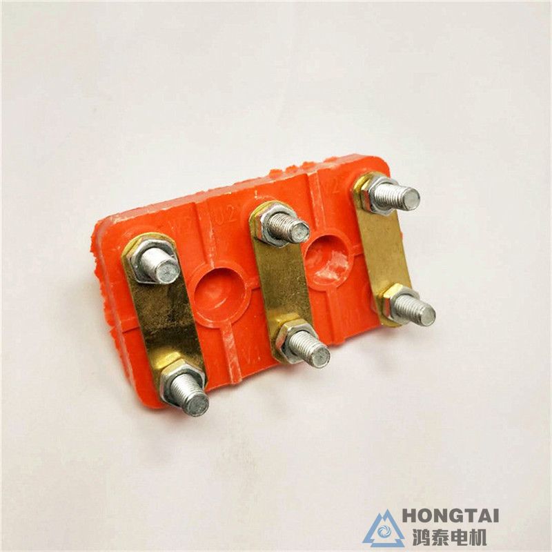 YE2-315L2-4电机接线板